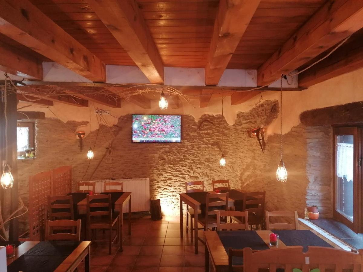 Lo Paller De Roc Montescladó Екстериор снимка